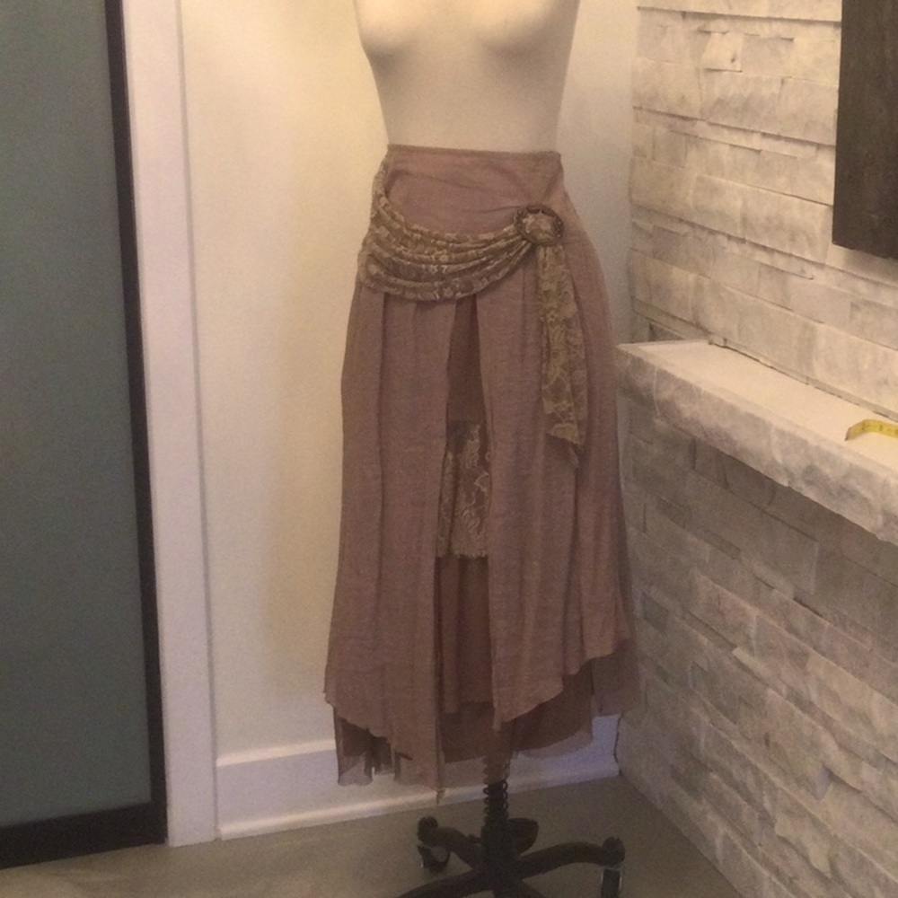 Pretty Angel.  SIZE S/M.  Brown/Tan.